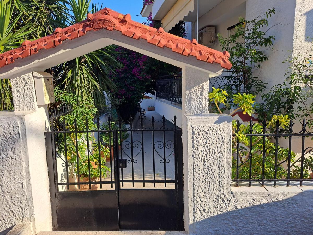 Artemis And Fillo Apartment Loutra Edipsou  Ngoại thất bức ảnh