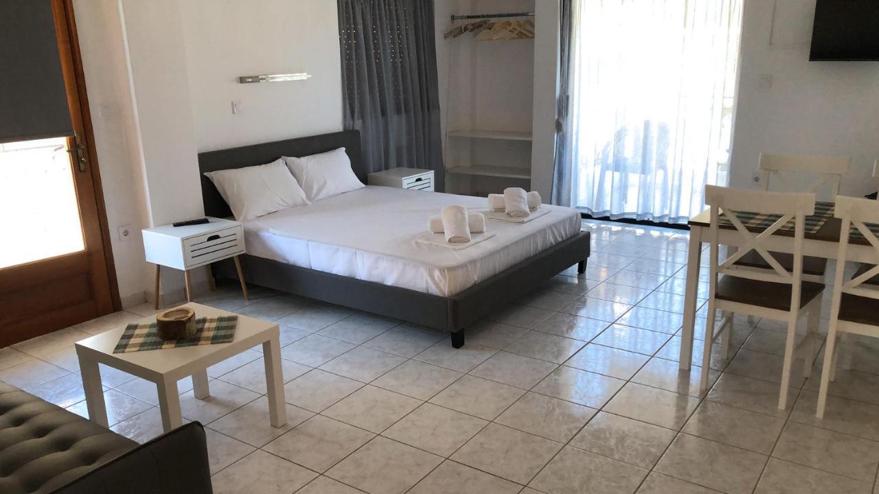 Artemis And Fillo Apartment Loutra Edipsou  Ngoại thất bức ảnh
